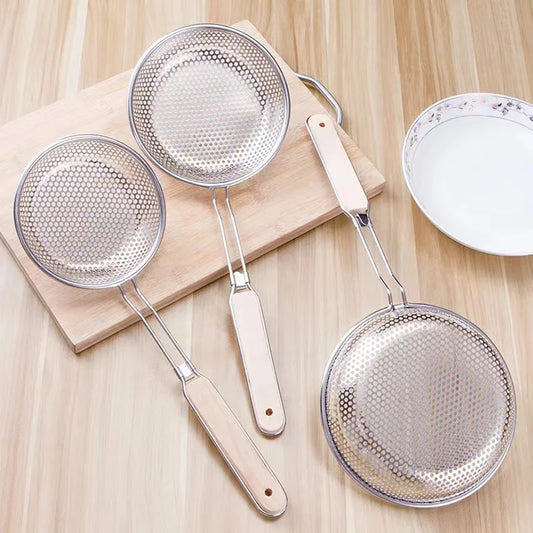 Stainless Steel Skimmer Handheld Wooden Handle Fried Food in The Kitchen Filter Strainer Multifunctional Kitchen Accessories