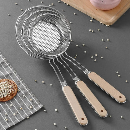 Stainless Steel Skimmer Handheld Wooden Handle Fried Food in The Kitchen Filter Strainer Multifunctional Kitchen Accessories